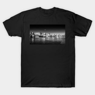 Monochrome image of the Thames Barrier T-Shirt